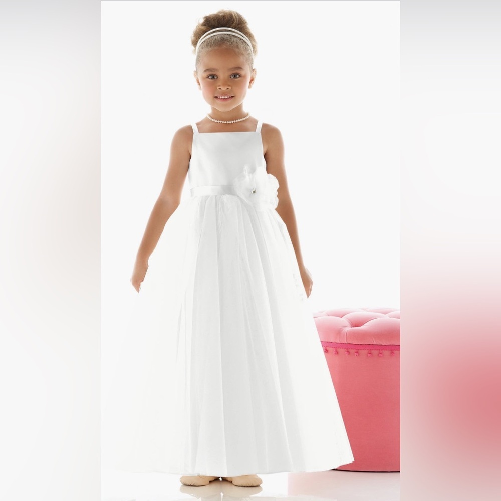 Dessy Collection Flower Girl Dress White size 5